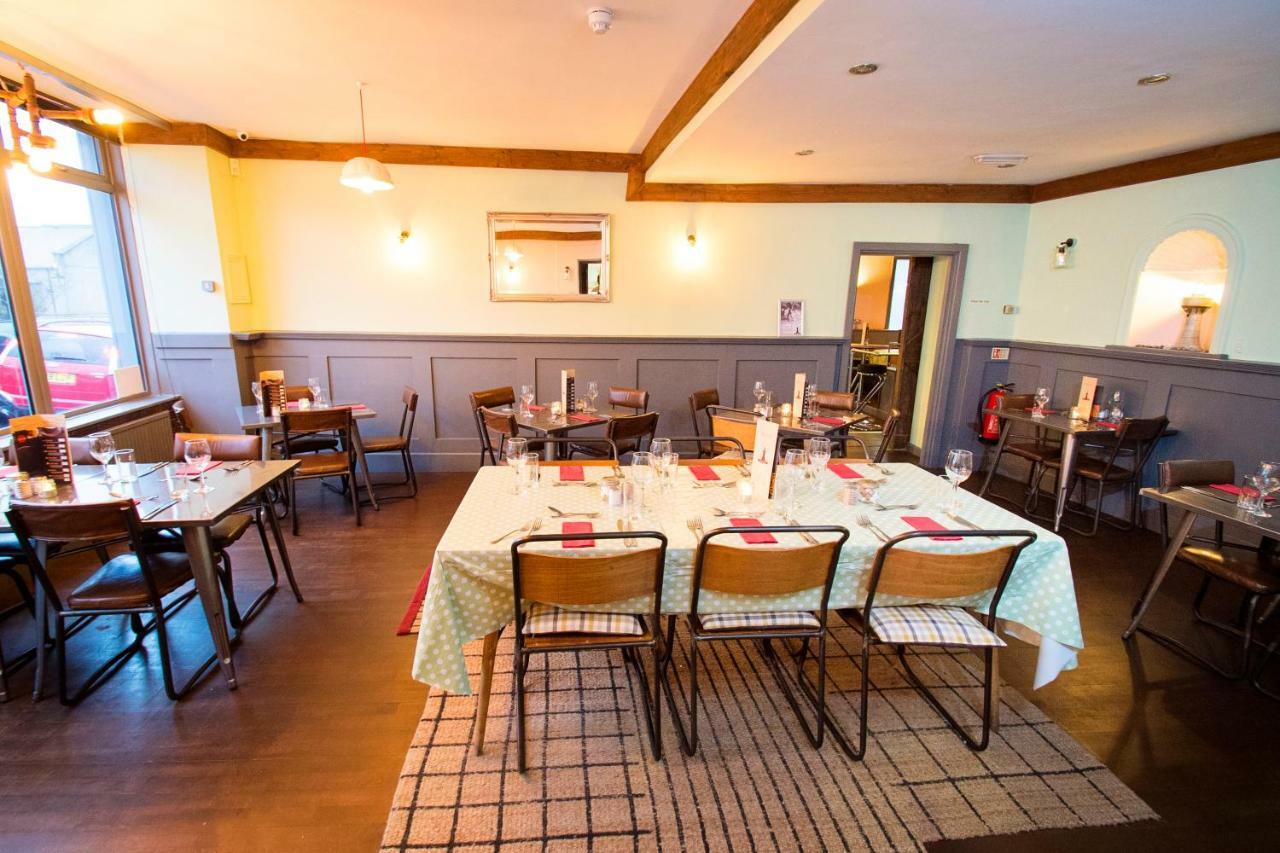 Nik The Greek Bed & Breakfast Burry Port Dış mekan fotoğraf